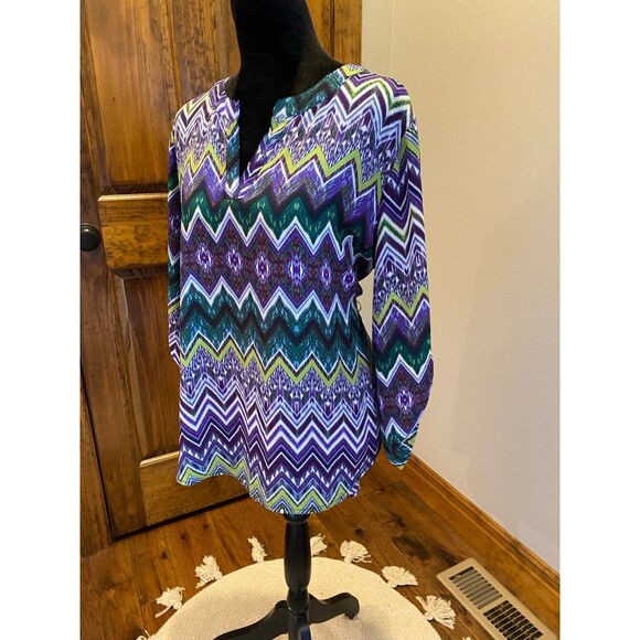 Cato Blouse Plus Size XL purple Green Pattern Flowy High Low Casual Flattering - Picture 4 of 11